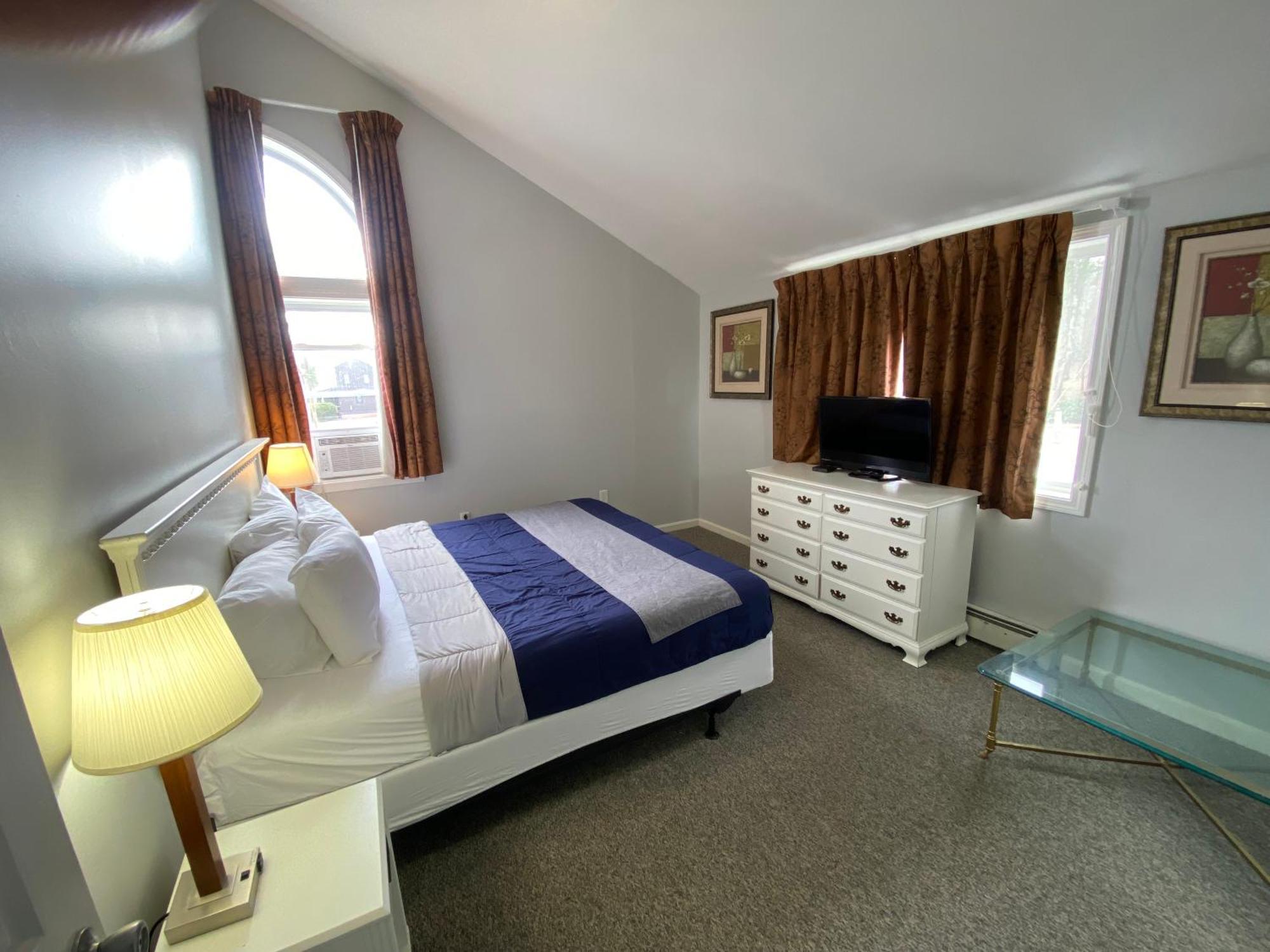 Winnisquam Lake Inn Tilton Buitenkant foto