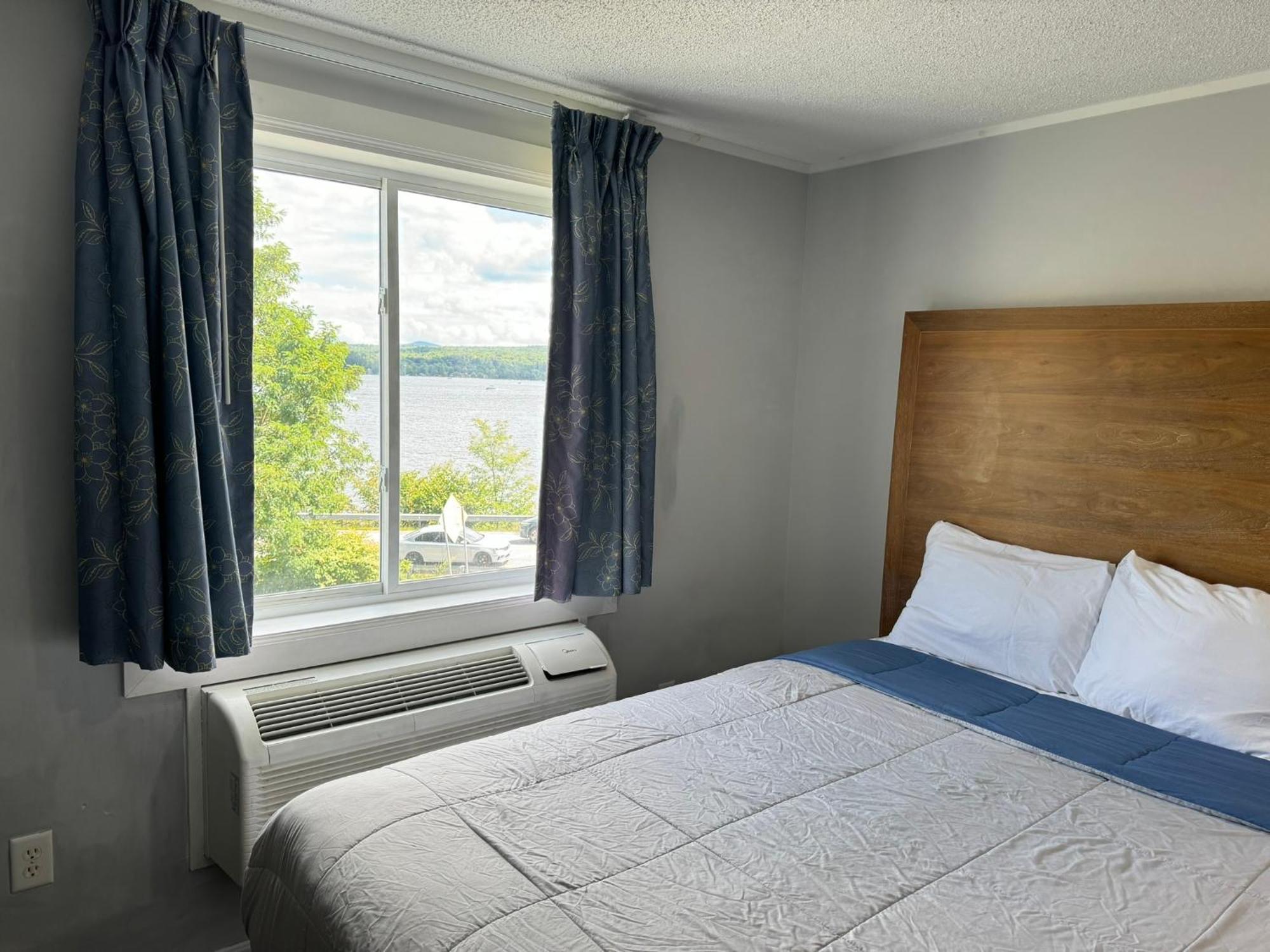 Winnisquam Lake Inn Tilton Buitenkant foto